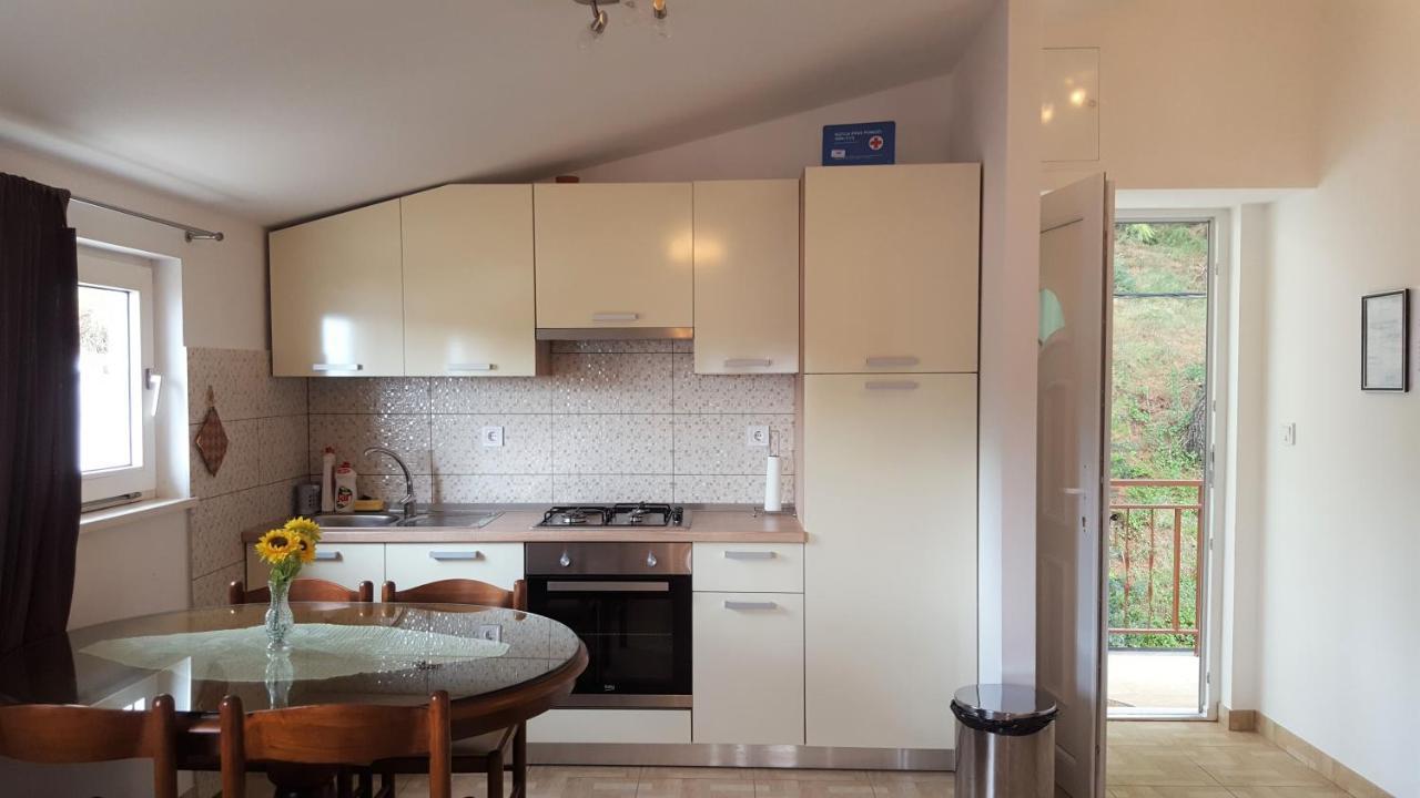 אומיס Adriatic Beach Suites מראה חיצוני תמונה