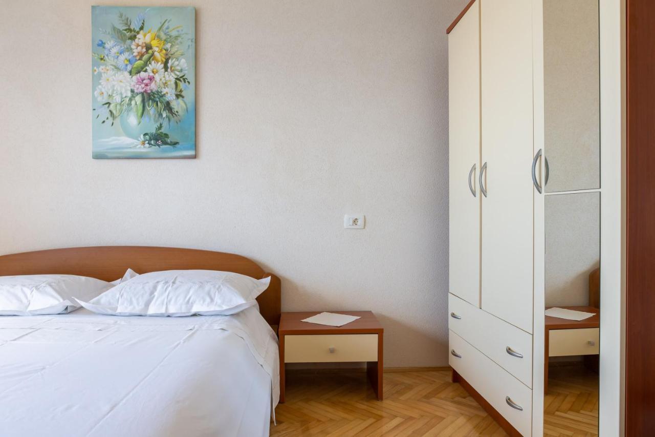 אומיס Adriatic Beach Suites מראה חיצוני תמונה