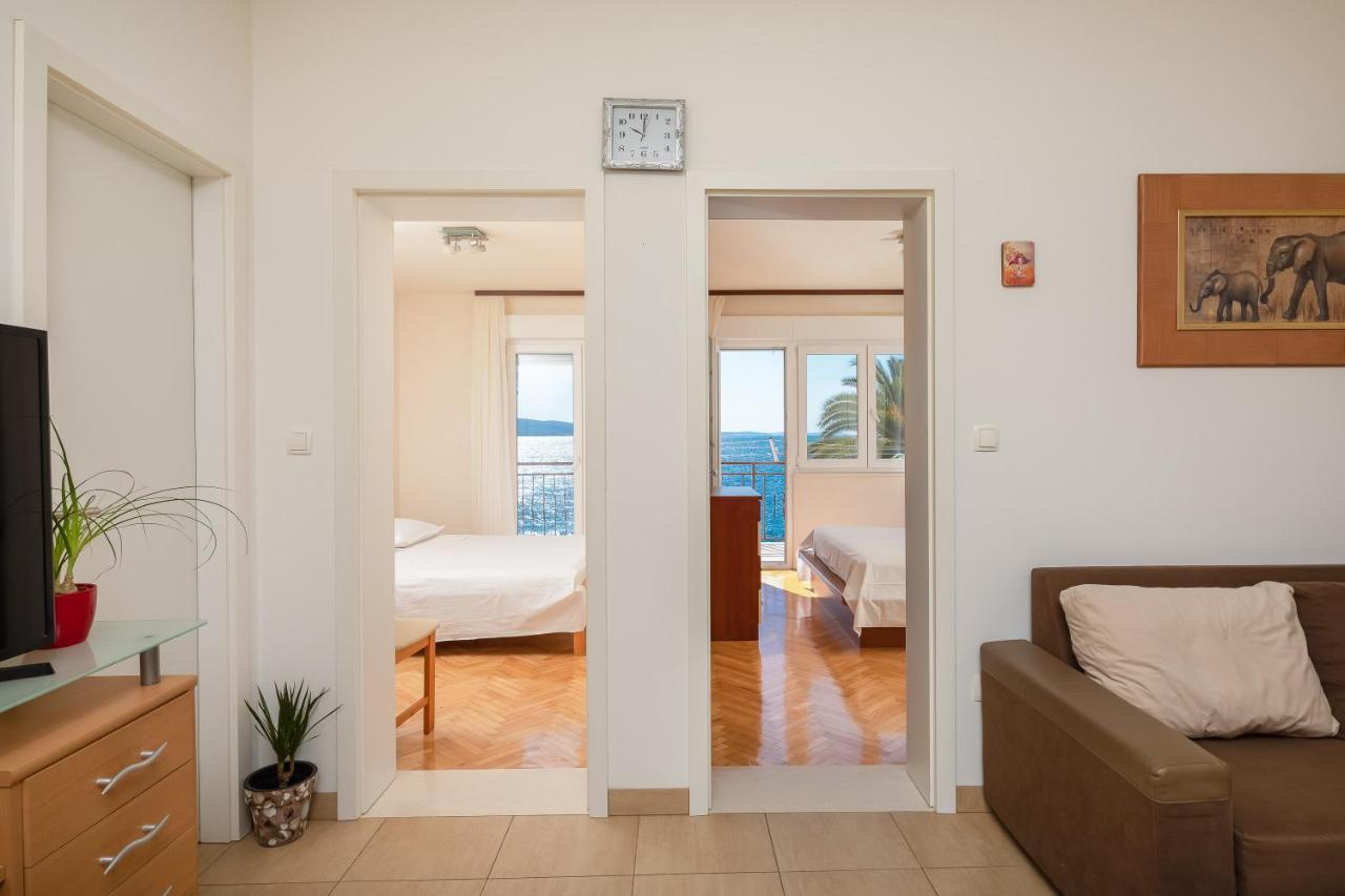 אומיס Adriatic Beach Suites מראה חיצוני תמונה