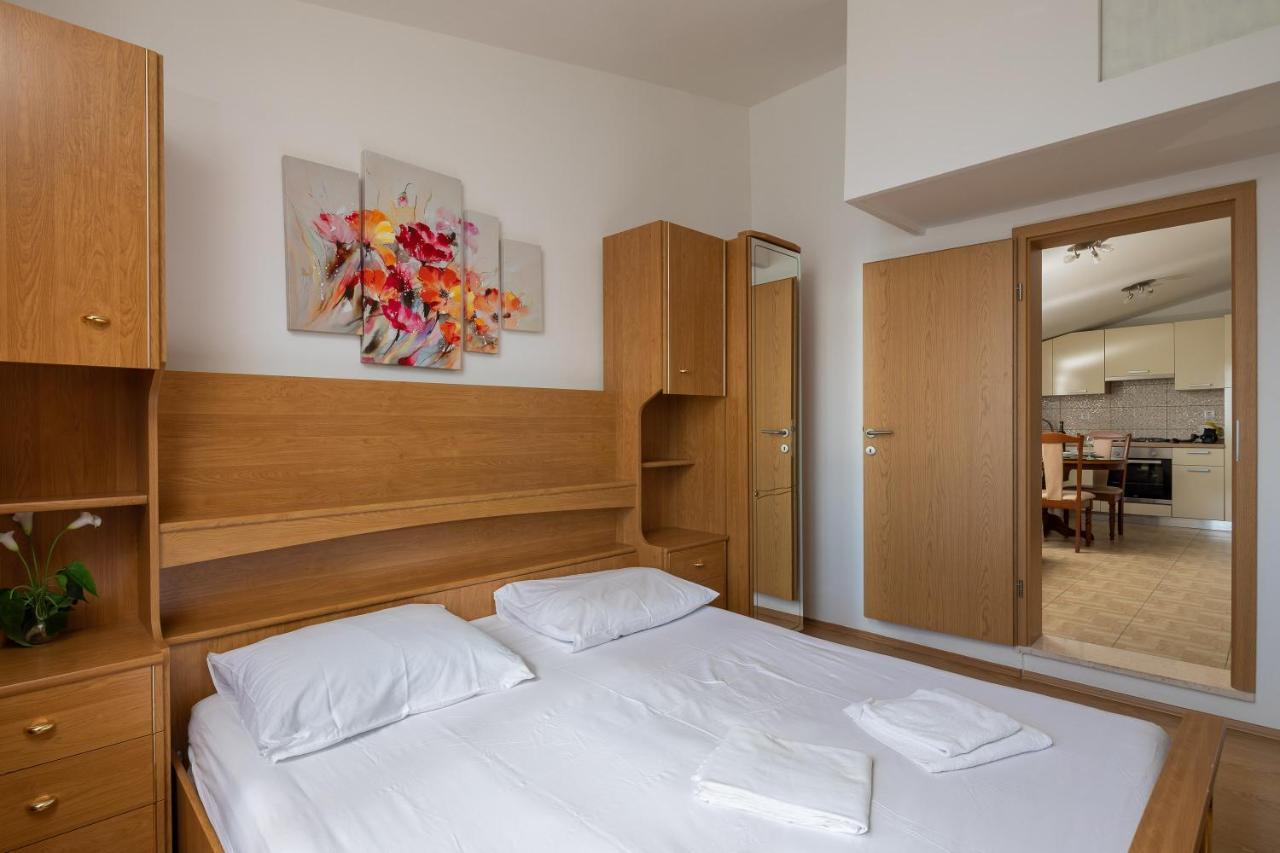 אומיס Adriatic Beach Suites מראה חיצוני תמונה