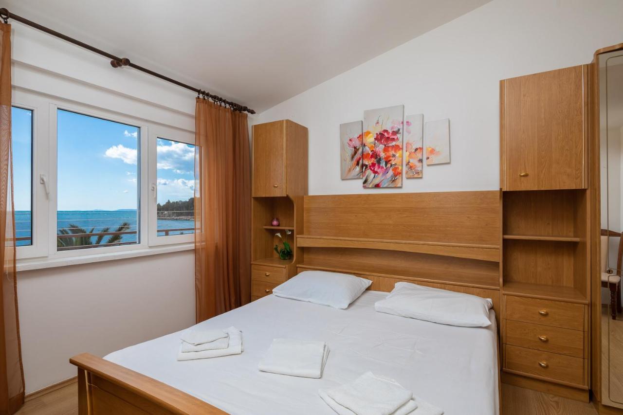 אומיס Adriatic Beach Suites מראה חיצוני תמונה