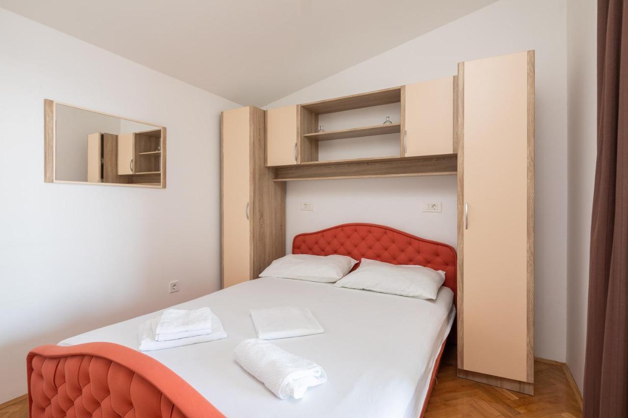 אומיס Adriatic Beach Suites מראה חיצוני תמונה
