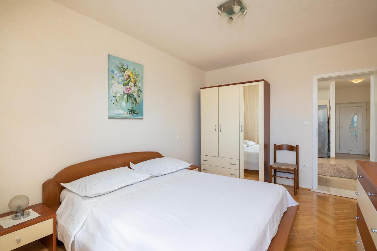 אומיס Adriatic Beach Suites מראה חיצוני תמונה