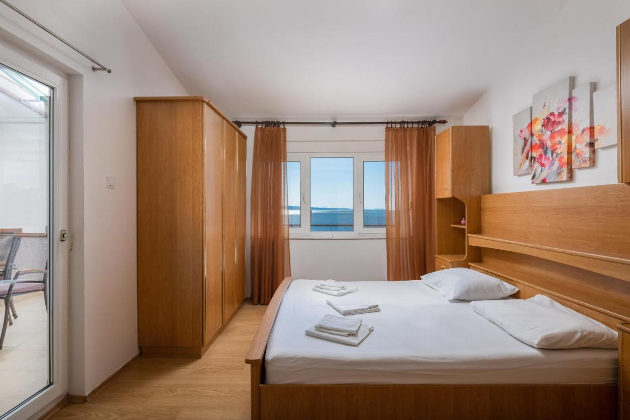 אומיס Adriatic Beach Suites מראה חיצוני תמונה